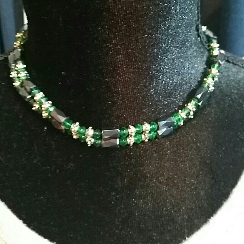 Magnet necklace
